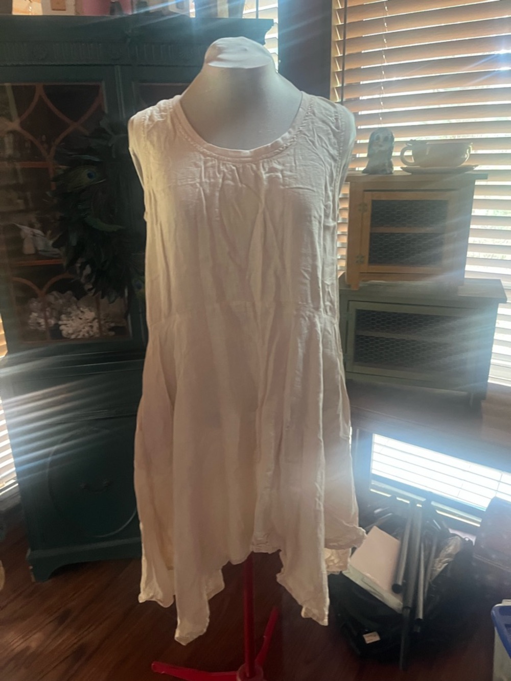Flax women’s medium linen Sleeveless Flowing Tunic Dress in Light Cream